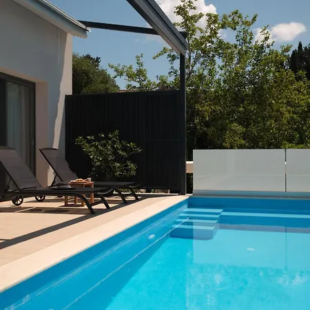 Anapnoe Ikies Corfu Adults Friendly *