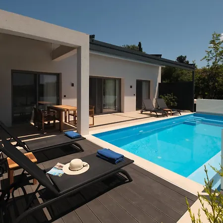 Anapnoe Ikies Corfu Adults Friendly