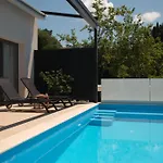 Anapnoe Ikies Corfu Adults Friendly *